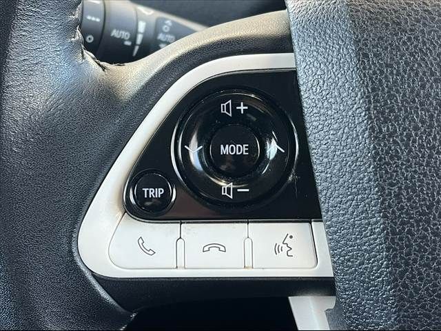 TOYOTA PRIUS 2016 Image 31