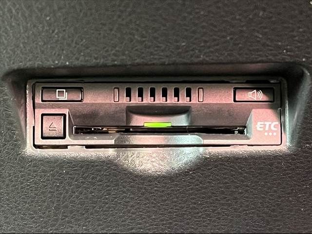 TOYOTA C-HR 2017 Image 31