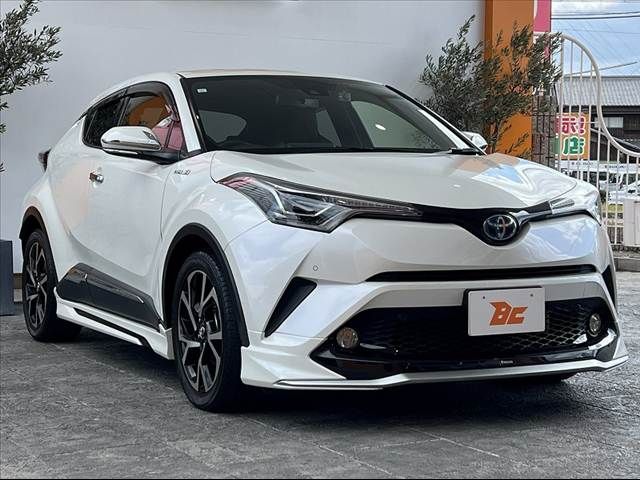 TOYOTA C-HR 2017 Image 31