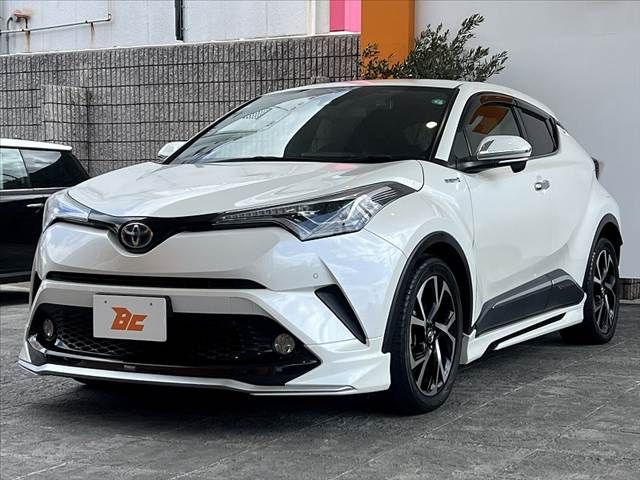 TOYOTA C-HR 2017 Image 31