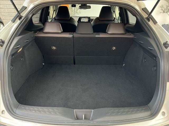 TOYOTA C-HR 2017 Image 31