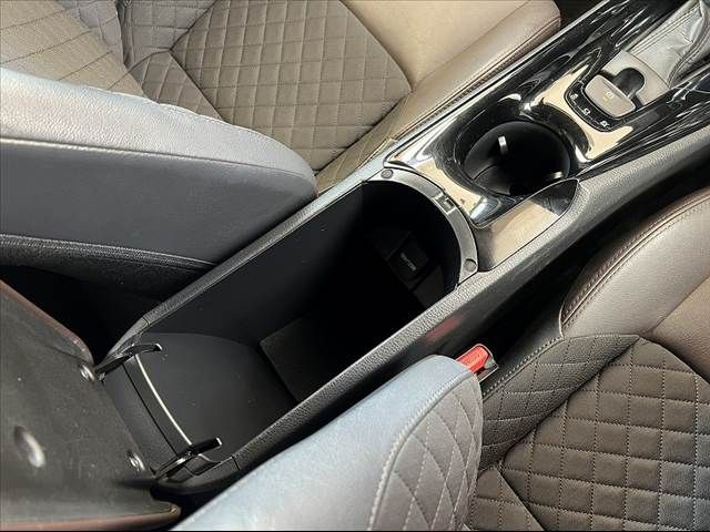 TOYOTA C-HR 2017 Image 31