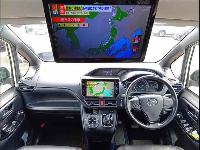 TOYOTA NOAH HYBRID 2016 Image 31