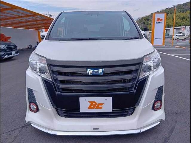 TOYOTA NOAH HYBRID 2016 Image 31