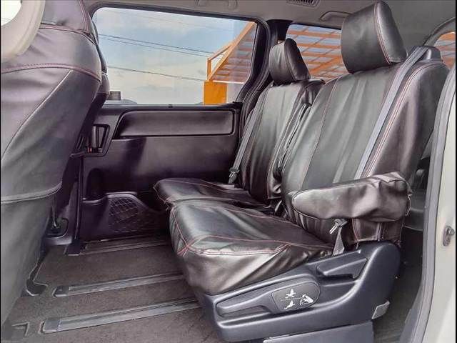 TOYOTA NOAH HYBRID 2016 Image 31