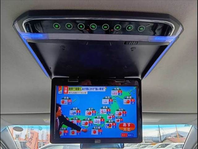 TOYOTA NOAH HYBRID 2016 Image 31