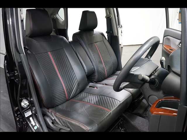 DAIHATSU MOVE CUSTOM 2015 Image 31