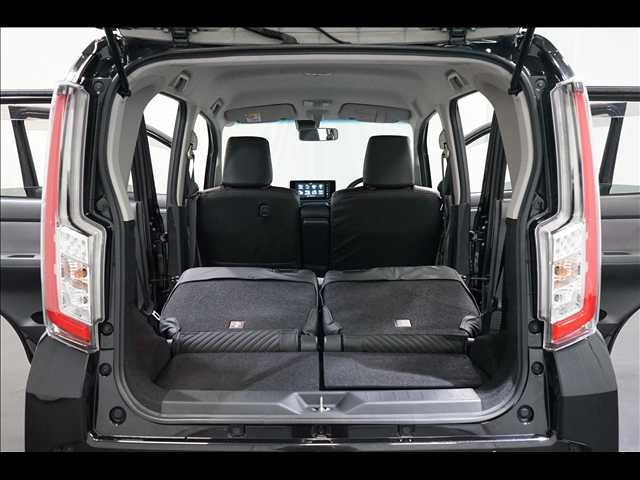 DAIHATSU MOVE CUSTOM 2015 Image 31