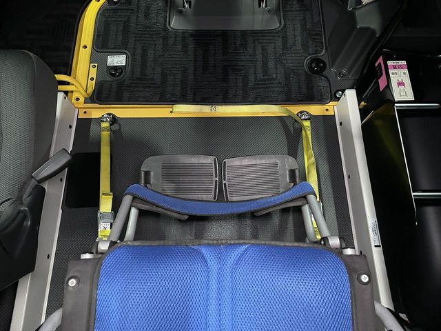 TOYOTA HIACE VAN 1.25T 2WD 2022 Image 31