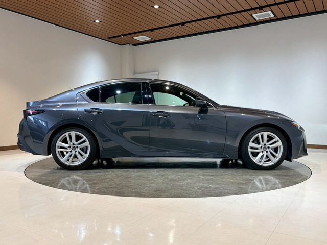 TOYOTA LEXUS IS300 2021 Image 31