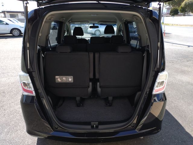HONDA FREED 2013 Image 31