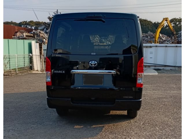 TOYOTA HIACE VAN 1.15T 2WD 2025 Image 31