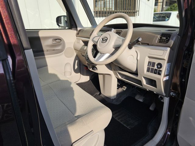 DAIHATSU TANTO 2014 Image 31