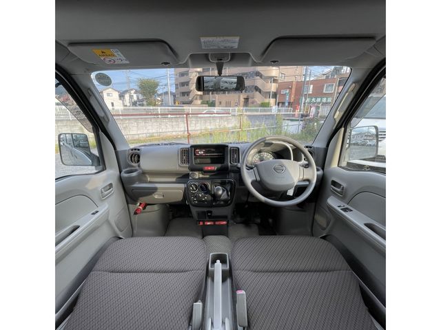 NISSAN NV100 CLIPPER 2018 Image 31