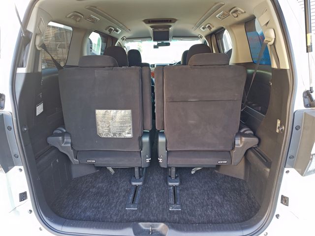 TOYOTA VELLFIRE 2010 Image 31