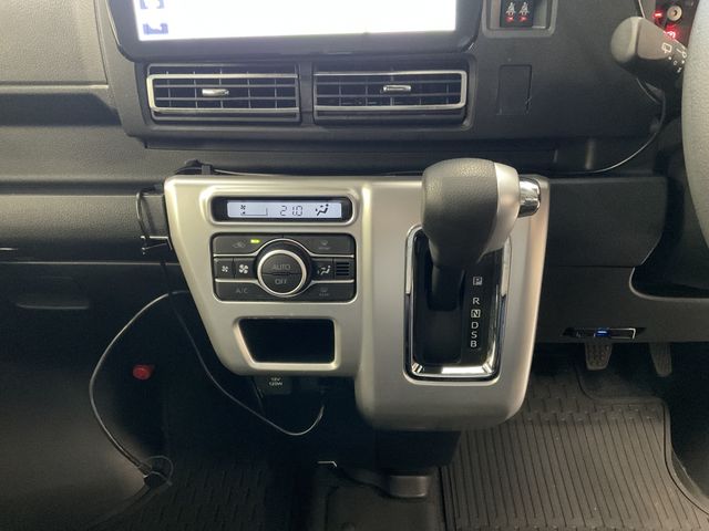 DAIHATSU ATRAI VAN 2022 Image 31