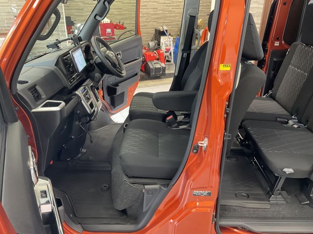 DAIHATSU ATRAI VAN 2022 Image 31