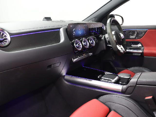 MERCEDES BENZ MERCEDES AMG GLA CLA 2021 Image 31