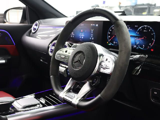MERCEDES BENZ MERCEDES AMG GLA CLA 2021 Image 31