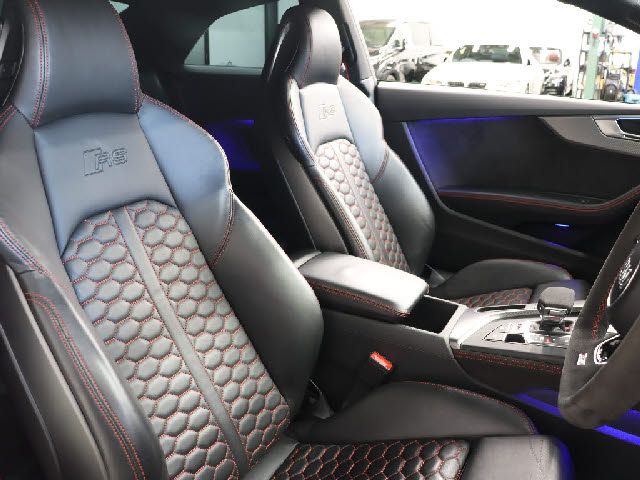 AUDI RS5 2017 Image 31