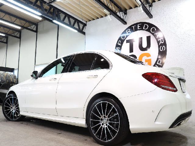 MERCEDES BENZ C CLAS 2015 Image 31