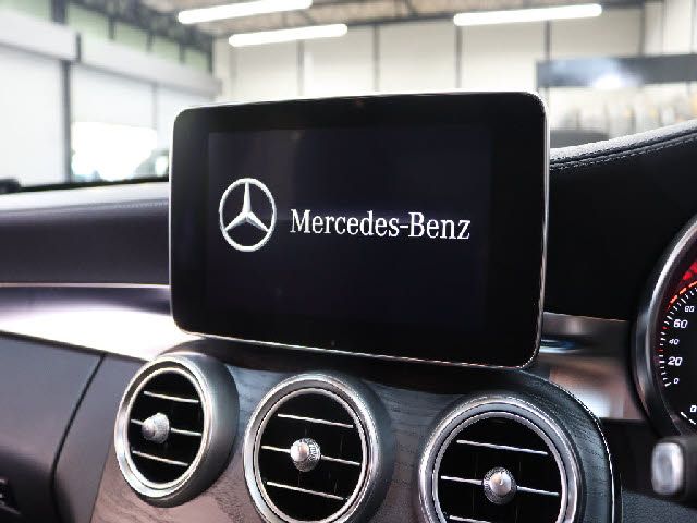 MERCEDES BENZ C CLAS 2015 Image 31