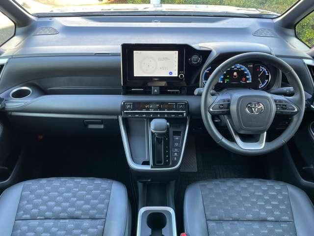 TOYOTA VOXY HYBRID 2025 Image 31