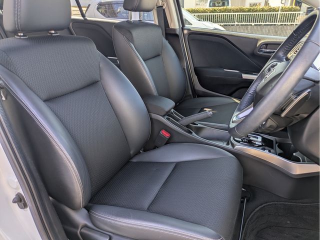 HONDA GRACE HYBRID 2019 Image 31