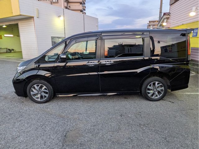 HONDA STEPWAGON SPADA 2017 Image 31