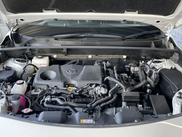 TOYOTA HARRIER HYBRID 2023 Image 31