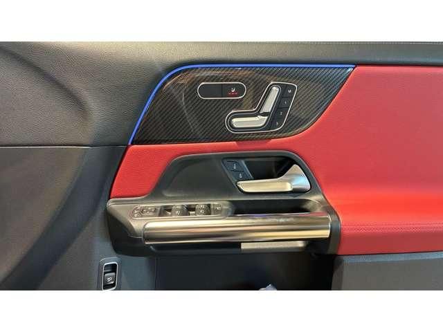 MERCEDES BENZ MERCEDES AMG GLA CLA 2021 Image 31