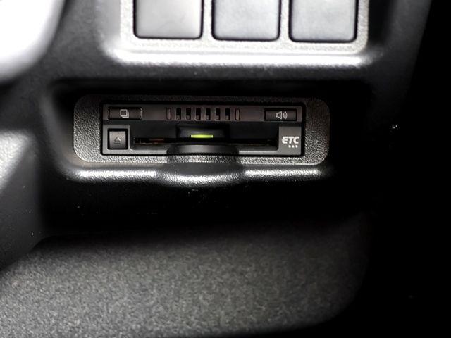 TOYOTA HIACE VAN 2WD 2018 Image 31