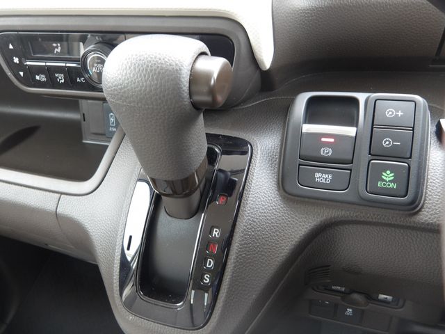 HONDA N BOX 2023 Image 31