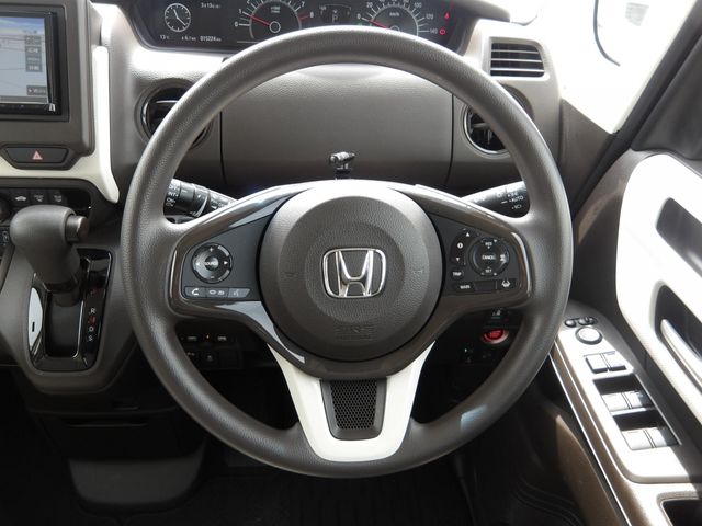 HONDA N BOX 2023 Image 31