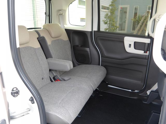 HONDA N BOX 2023 Image 31