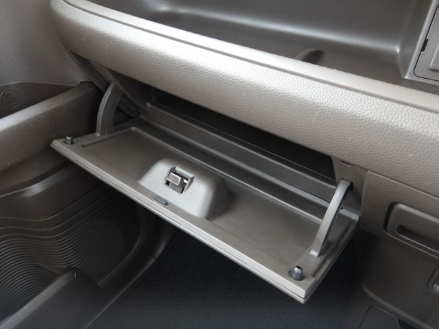 HONDA N BOX 2023 Image 31