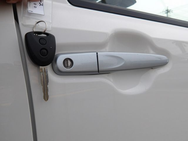 DAIHATSU MIRA E:S 2020 Image 31