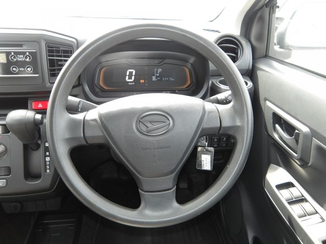 DAIHATSU MIRA E:S 2020 Image 31