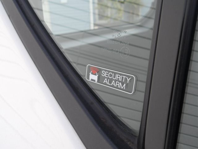 DAIHATSU MIRA E:S 2020 Image 31