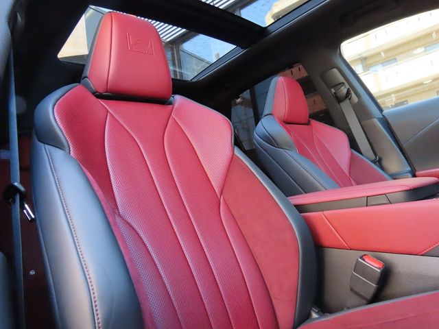 TOYOTA LEXUS RX500H 2023 Image 31