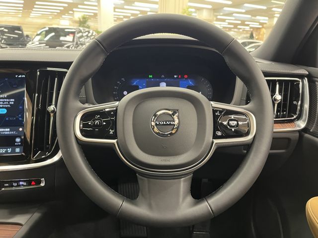 VOLVO V60 2025 Image 31