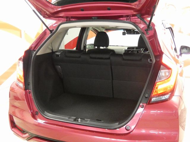 HONDA FIT HYBRID 4WD 2017 Image 31