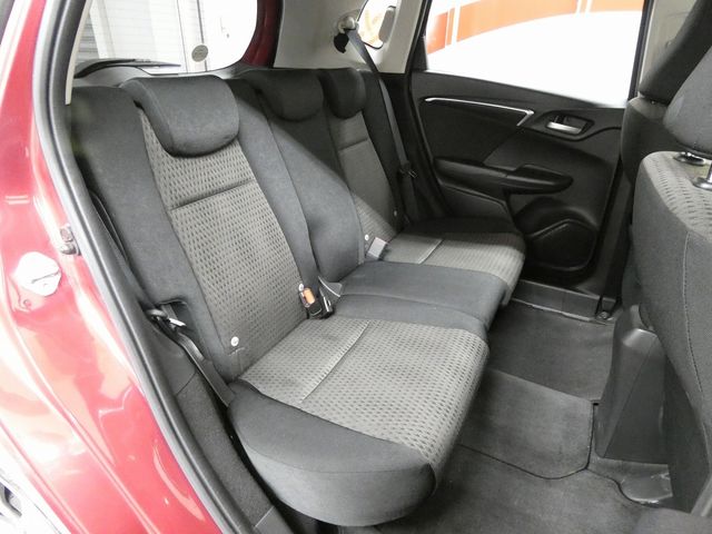 HONDA FIT HYBRID 4WD 2017 Image 31