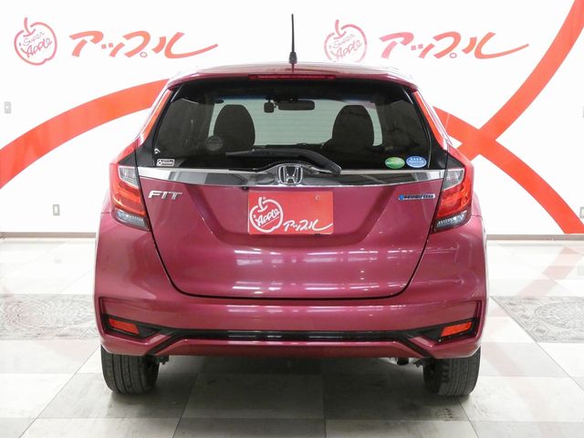HONDA FIT HYBRID 4WD 2017 Image 31