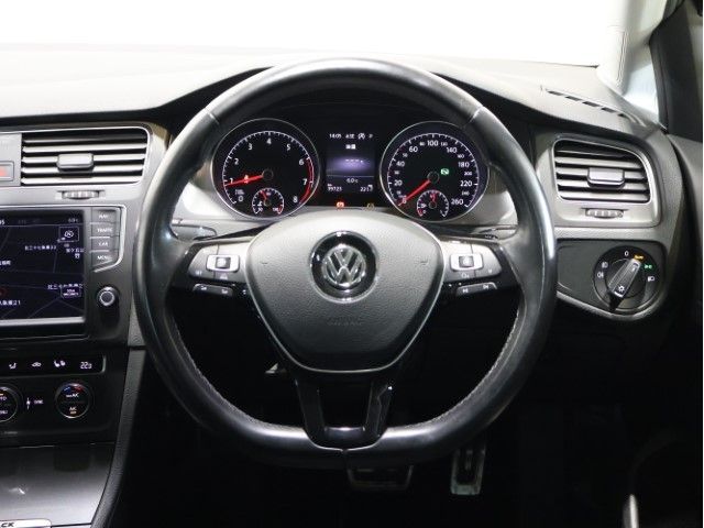 VOLKSWAGEN GOLF ALLT 2017 Image 31