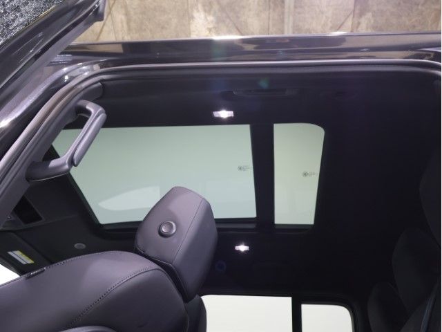 ROVER DEFENDER 2024 Image 31