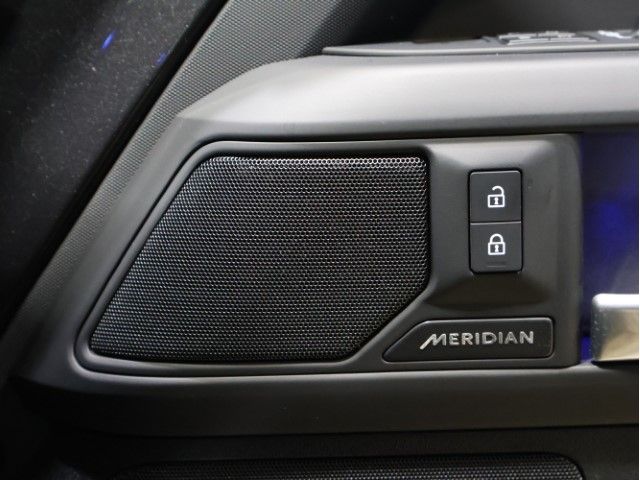 ROVER DEFENDER 2024 Image 31