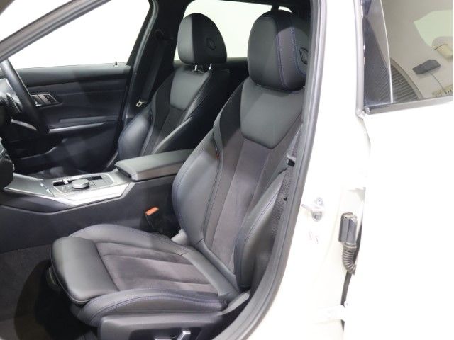 BMW 3SERIES TOURING 2022 Image 31