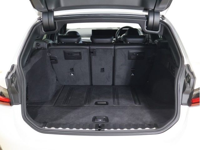 BMW 3SERIES TOURING 2022 Image 31