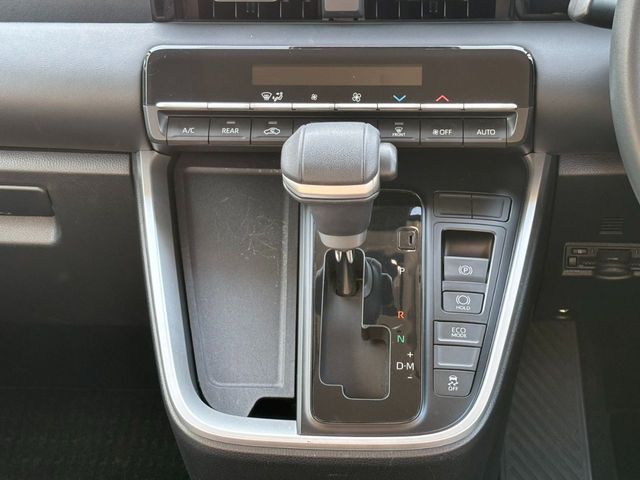 TOYOTA NOAH 2022 Image 31